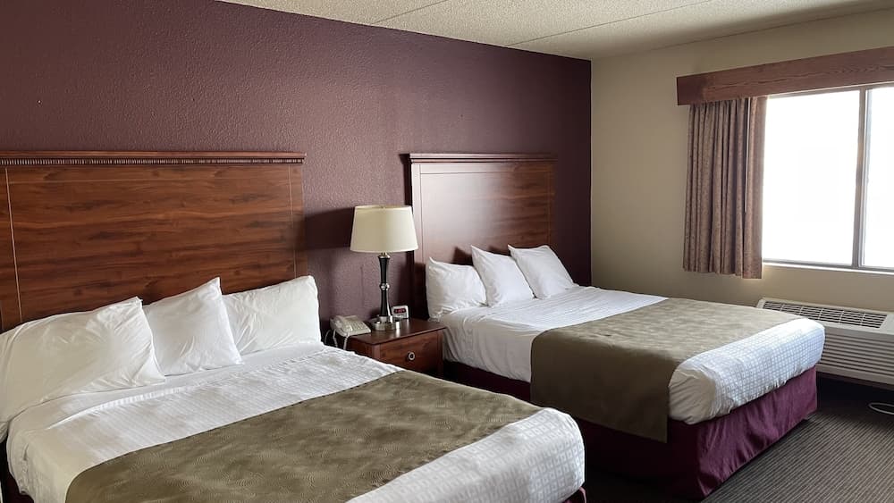 AmericInn by Wyndham New London