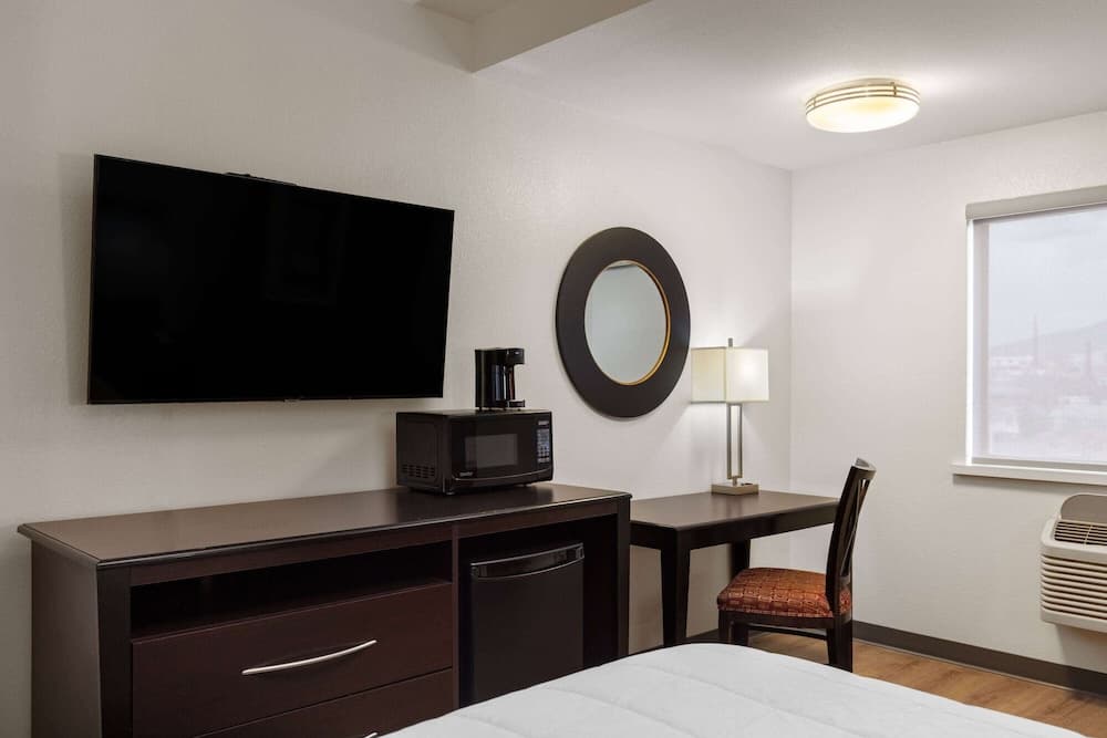 Travelodge by Wyndham Globe AZ