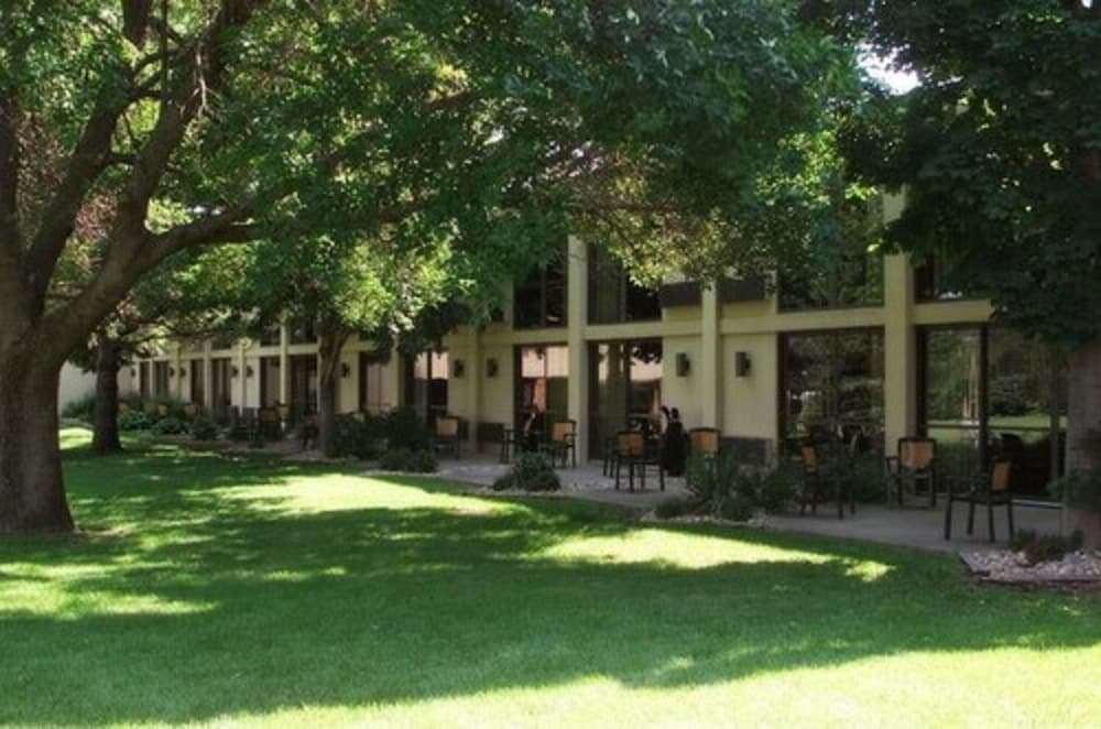 Lake Okoboji Resort & Conference Center