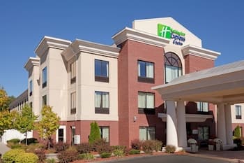 Holiday Inn Express Hotel & Suites Manchester Airport, an IHG Hotel