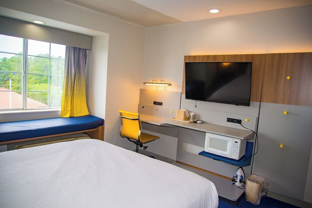 Microtel Inn & Suites by Wyndham Daphne/Mobile