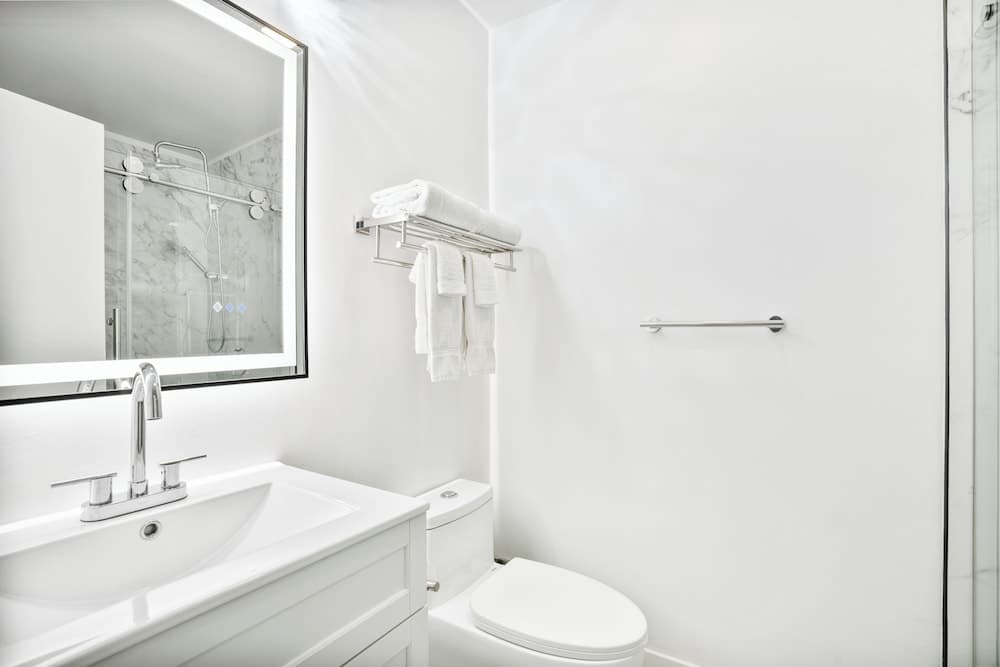 Pacific Crest Hotel Santa Barbara