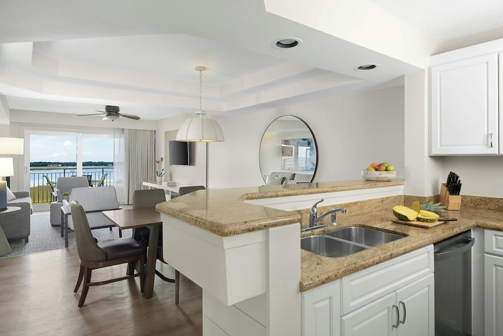 Marriott's Harbour Point and Sunset Pointe at Shelter Cove