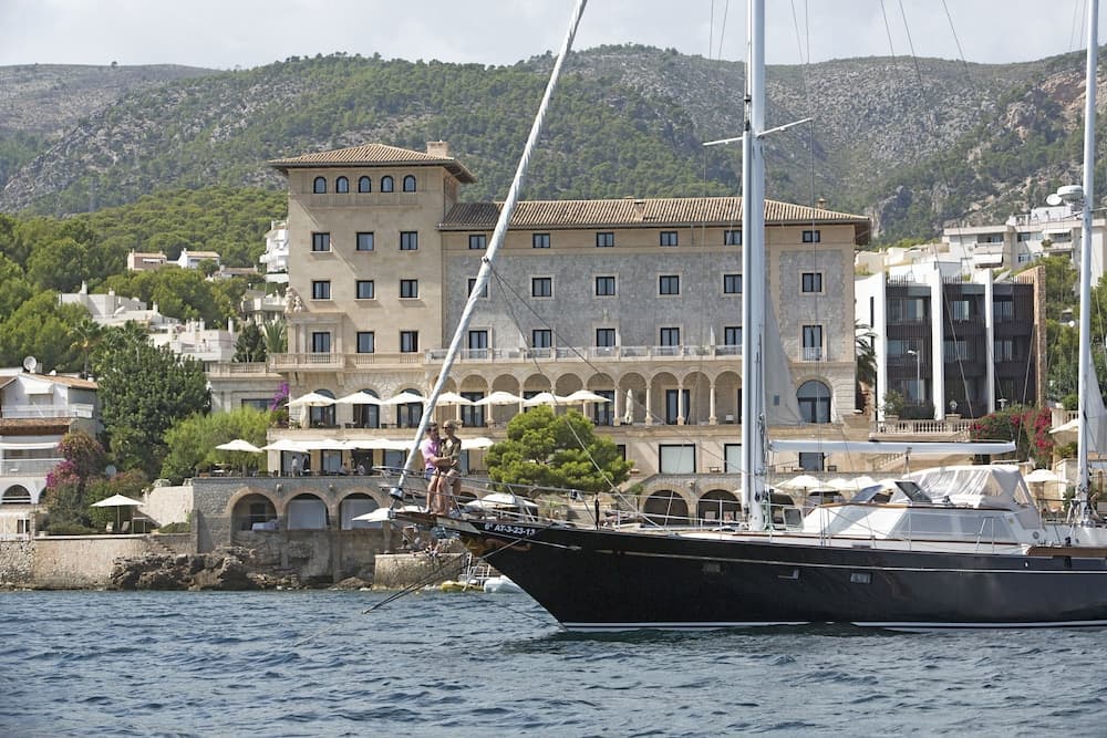 hotel image
