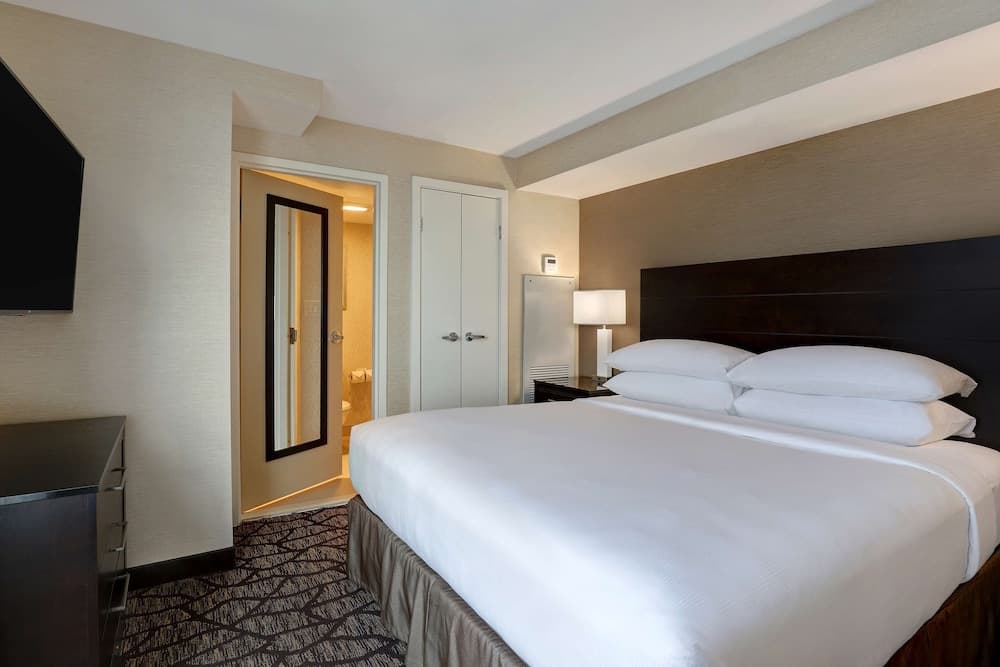 Embassy Suites by Hilton Niagara Falls Fallsview