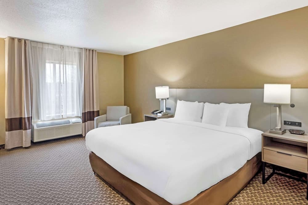 Comfort Inn & Suites Carneys Point - Pennsville