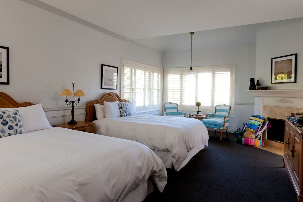 Blue Lantern Inn, A Four Sisters Inn