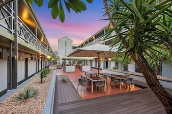 Stay at Alice Springs Hotel