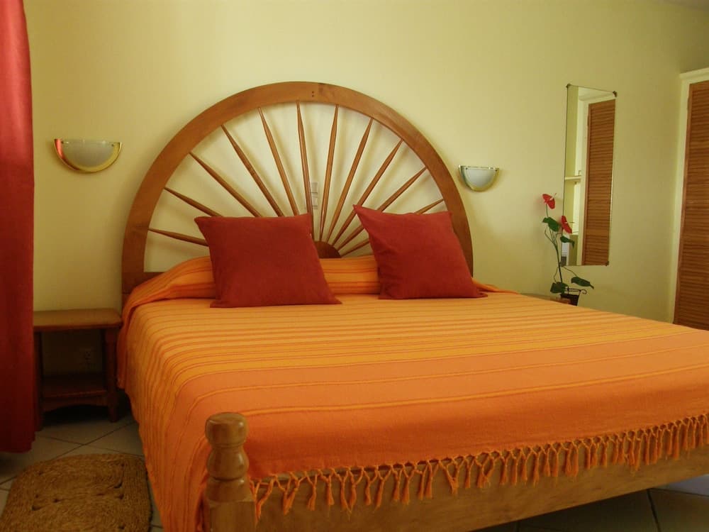 Tamarind Tree Hotel and Restaurant