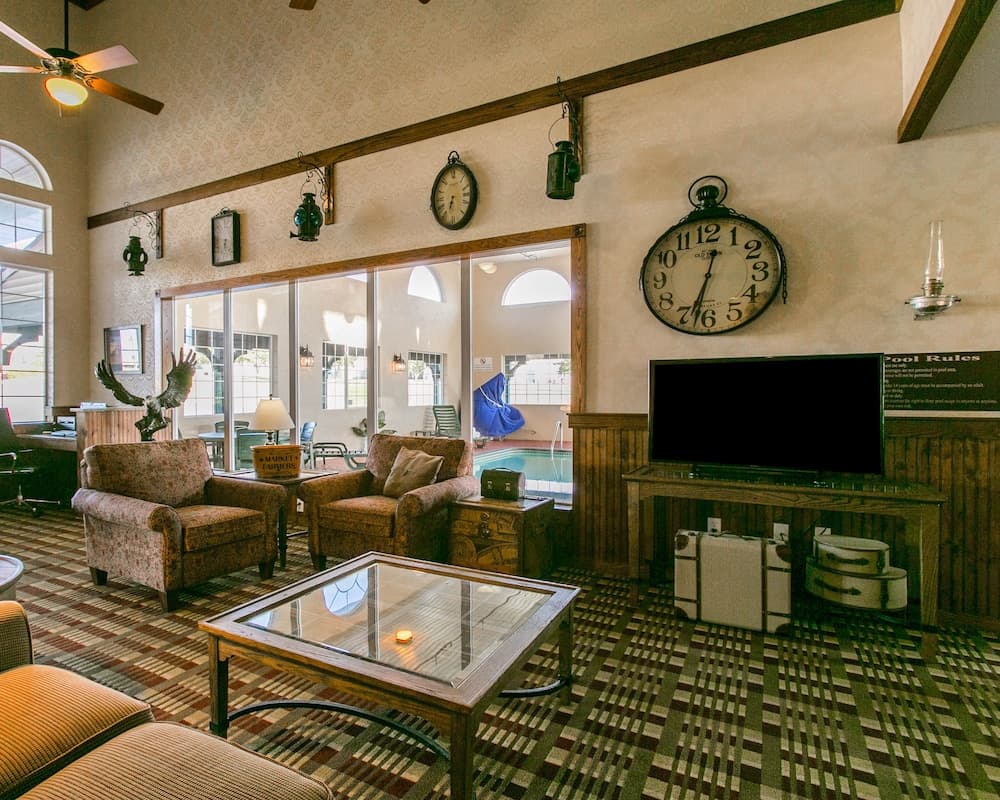 Comfort Inn Warrensburg Station