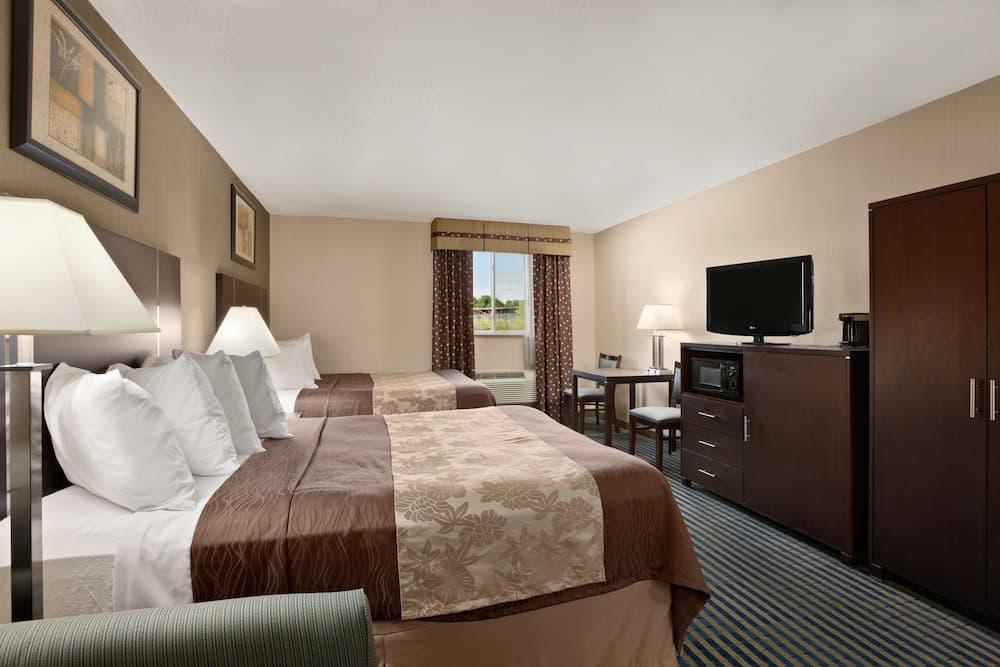 Quality Inn & Suites Glenmont - Albany South