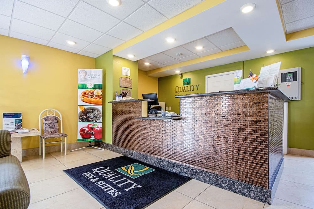 Quality Inn & Suites Glenmont - Albany South