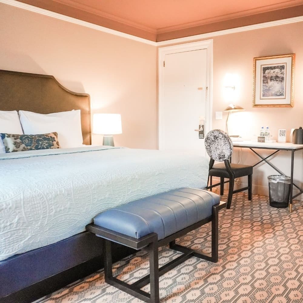 Columbia Gorge Hotel and Spa