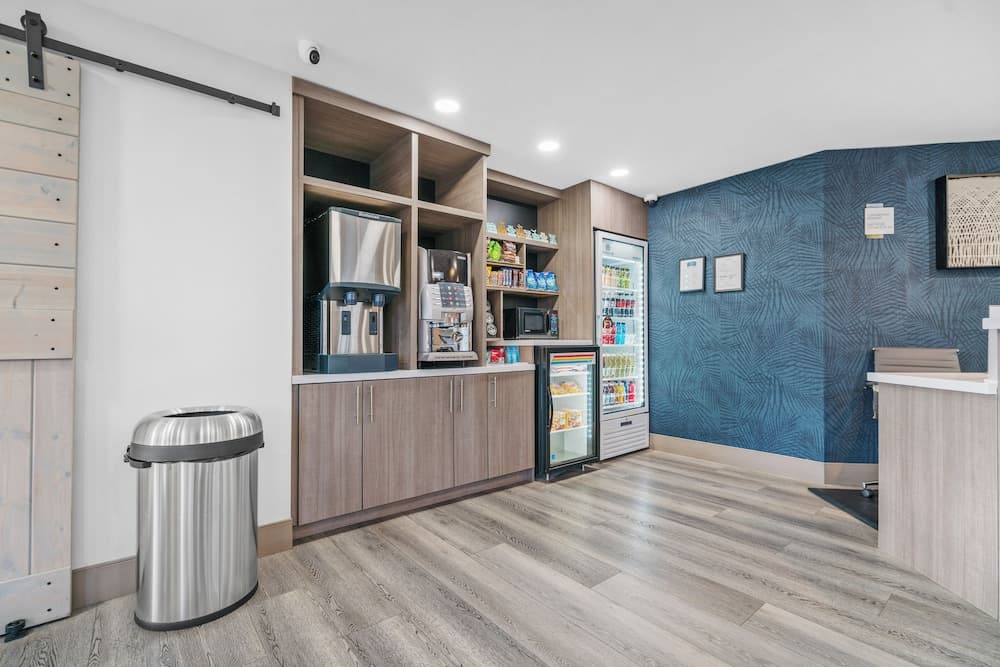 Avania Inn of Santa Barbara