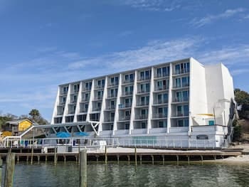 Inn on Destin Harbor, Ascend Hotel Collection
