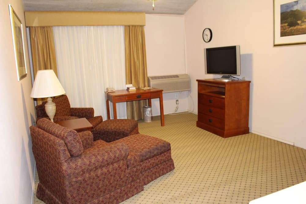 The Inn Of The Hills