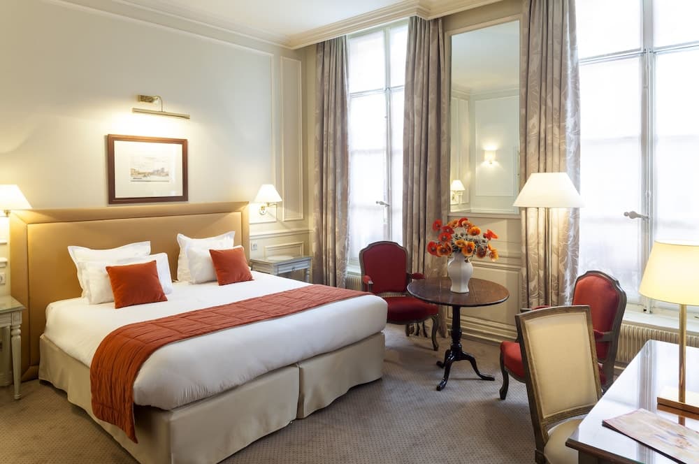 Hotel De L'Universite