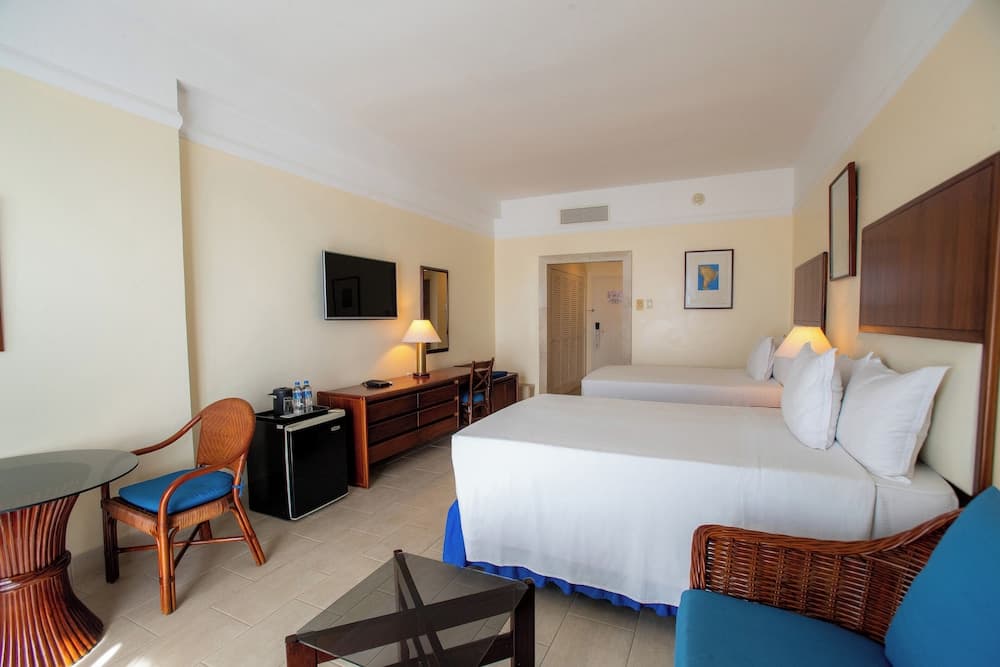 Hotel Colón Salinas