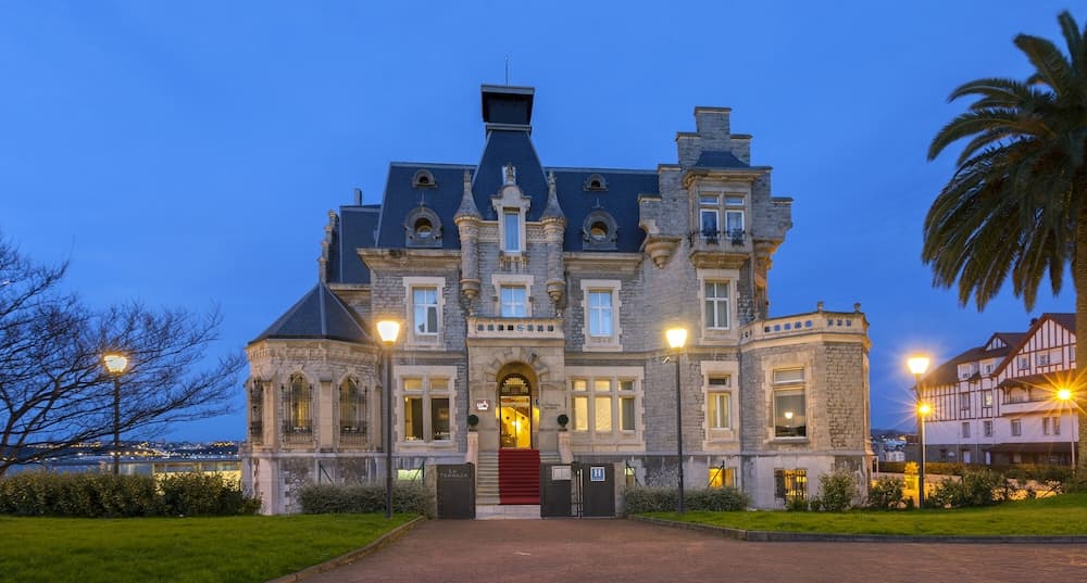 hotel image