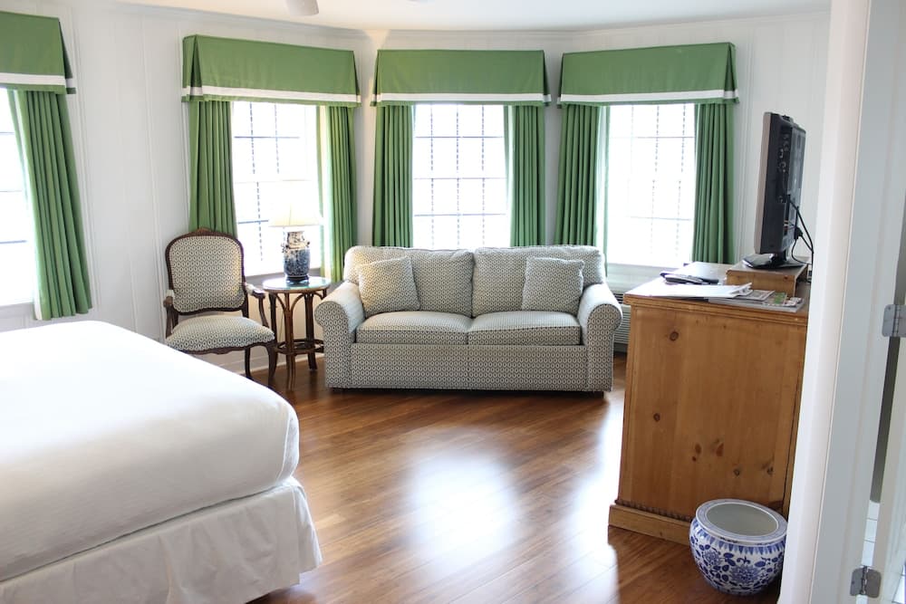 The Bellmoor Inn & Spa