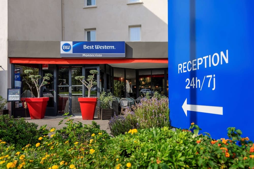 hotel image