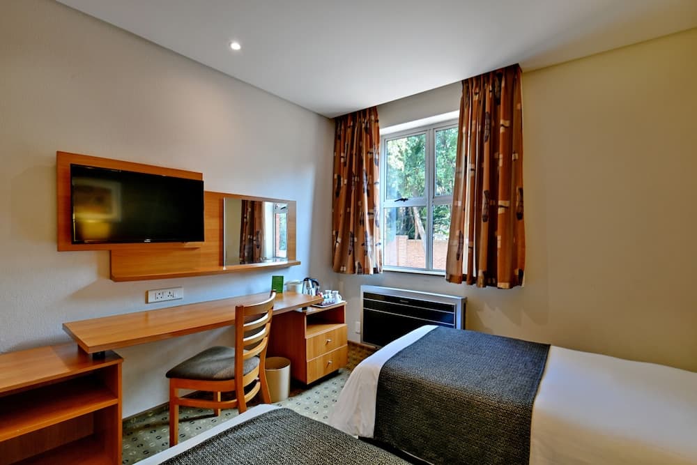 Road Lodge Sandton Grayston Drive