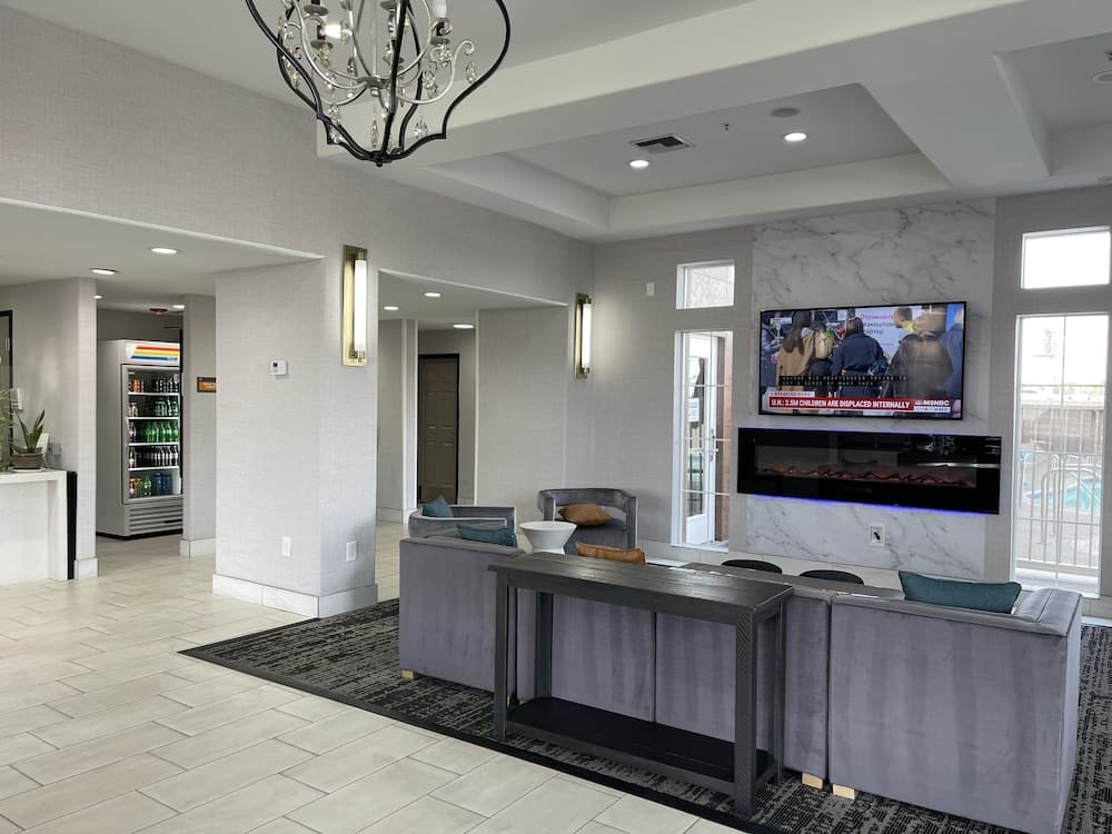 La Quinta Inn & Suites by Wyndham Hesperia Victorville