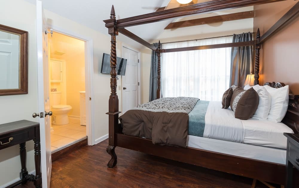 Old City House Inn and Restaurant