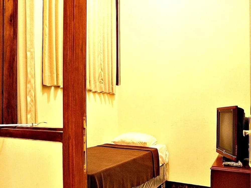 De Orange Pasteur Guest House by HouseinBandung