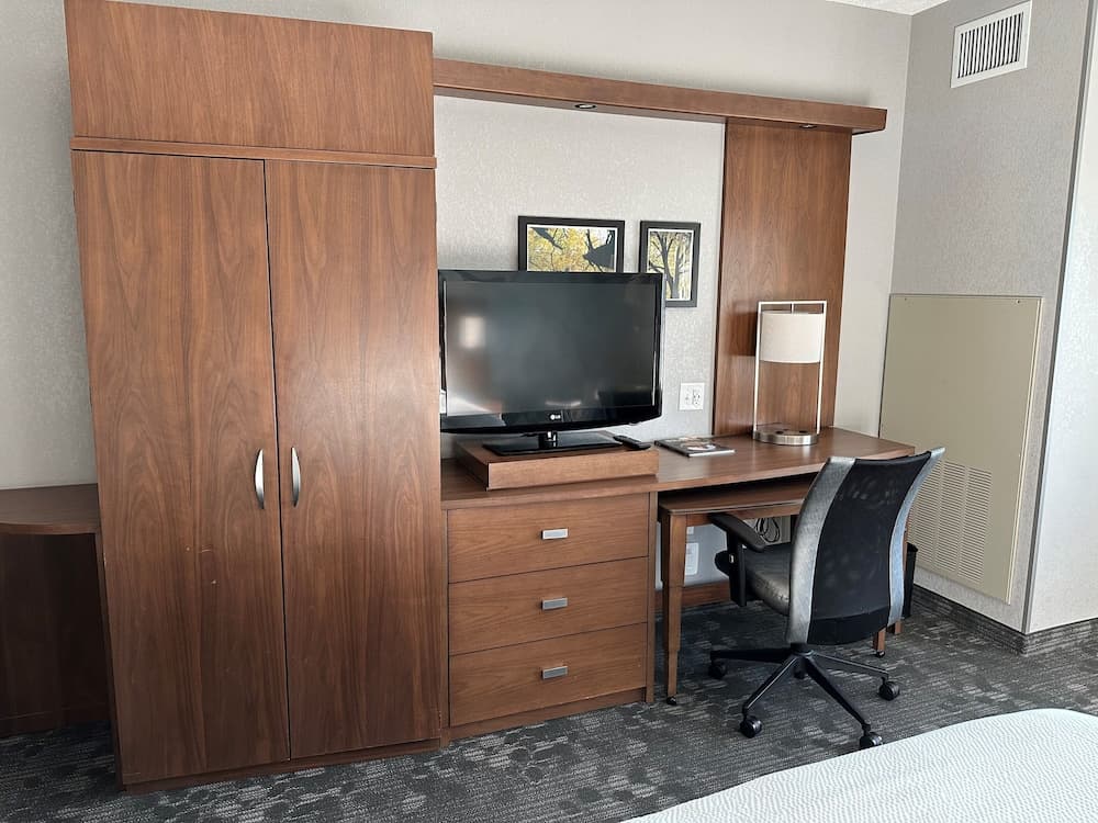 Courtyard by Marriott Asheville Airport