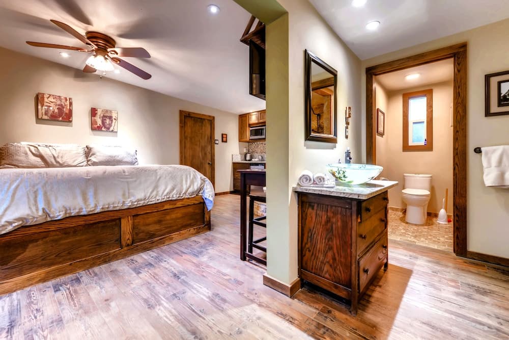 Cliff House Lodge B&B