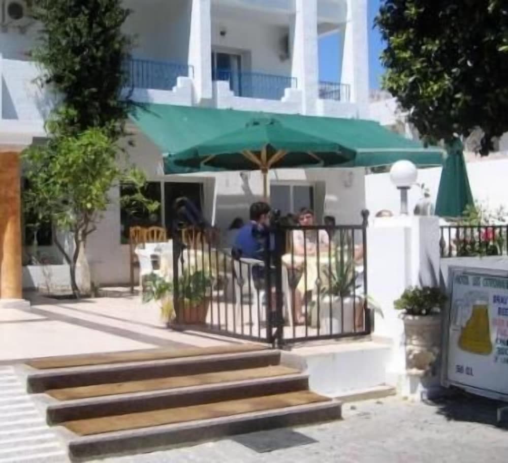 Hotel Les Citronniers