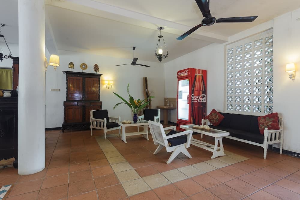 Royce Boutique Hotel