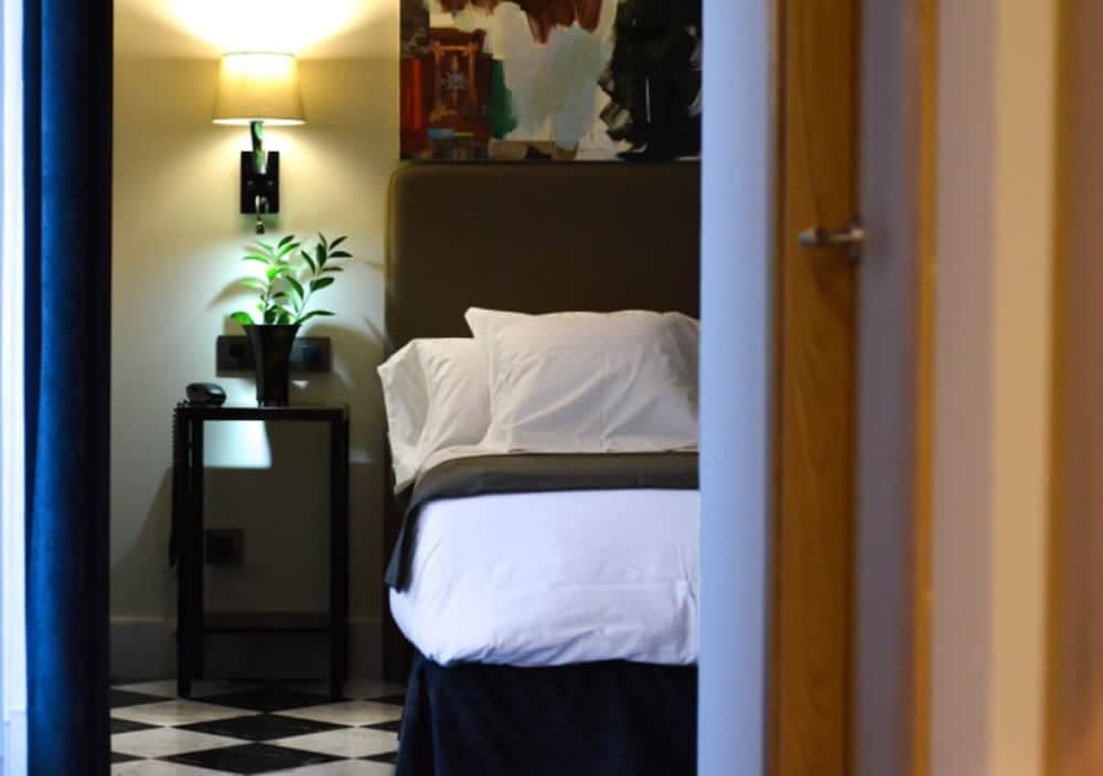 Aguilas5 SevillaSuites