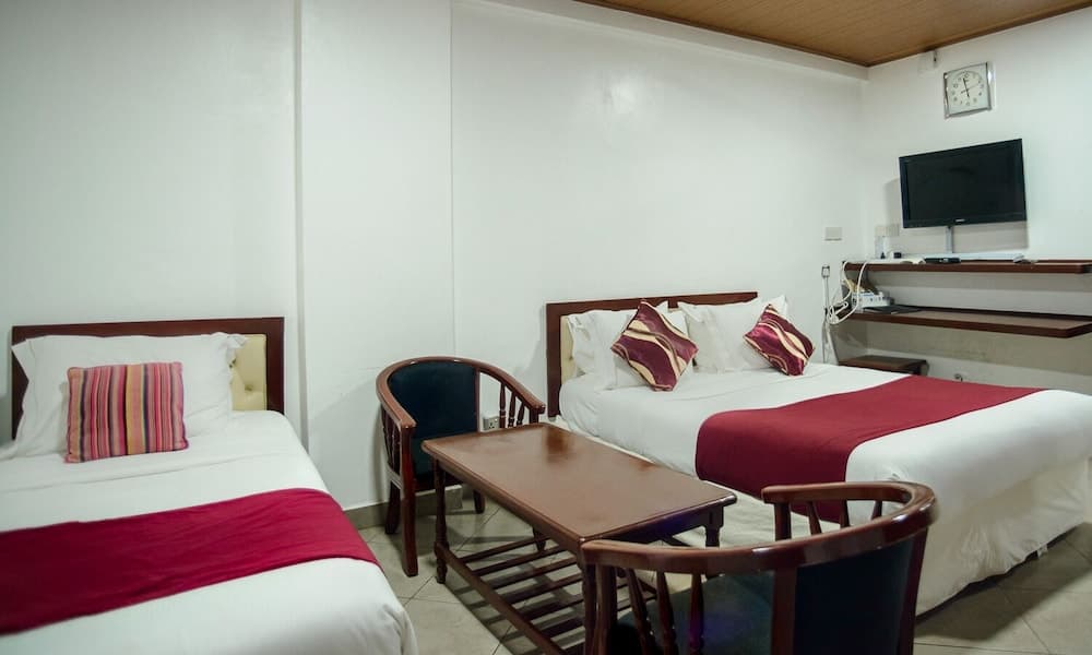 Diamond Plaza Apartments