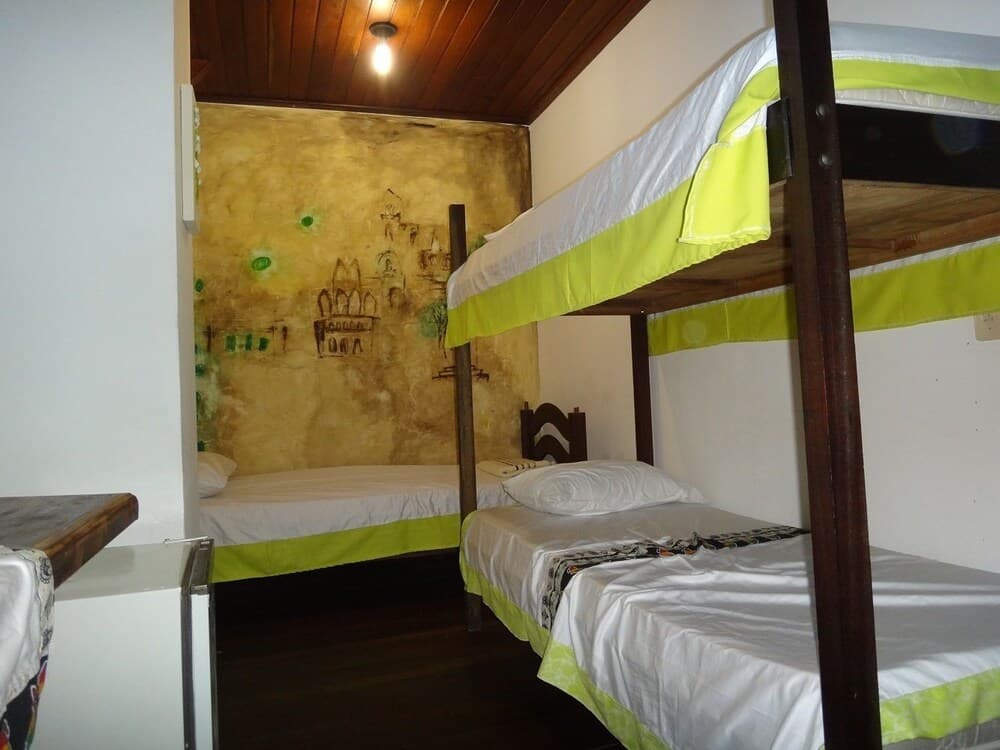 Irawo Hotel - Hostel