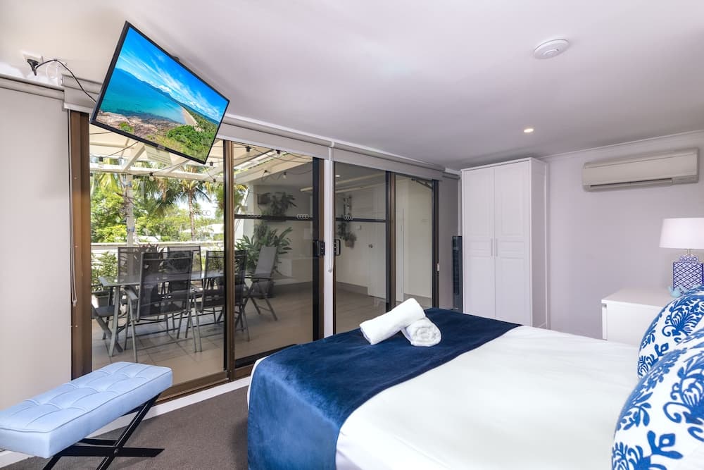 Seascape Holiday-Tropical Reef Apartment