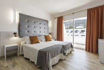 Typic Oasis Sa Tanca