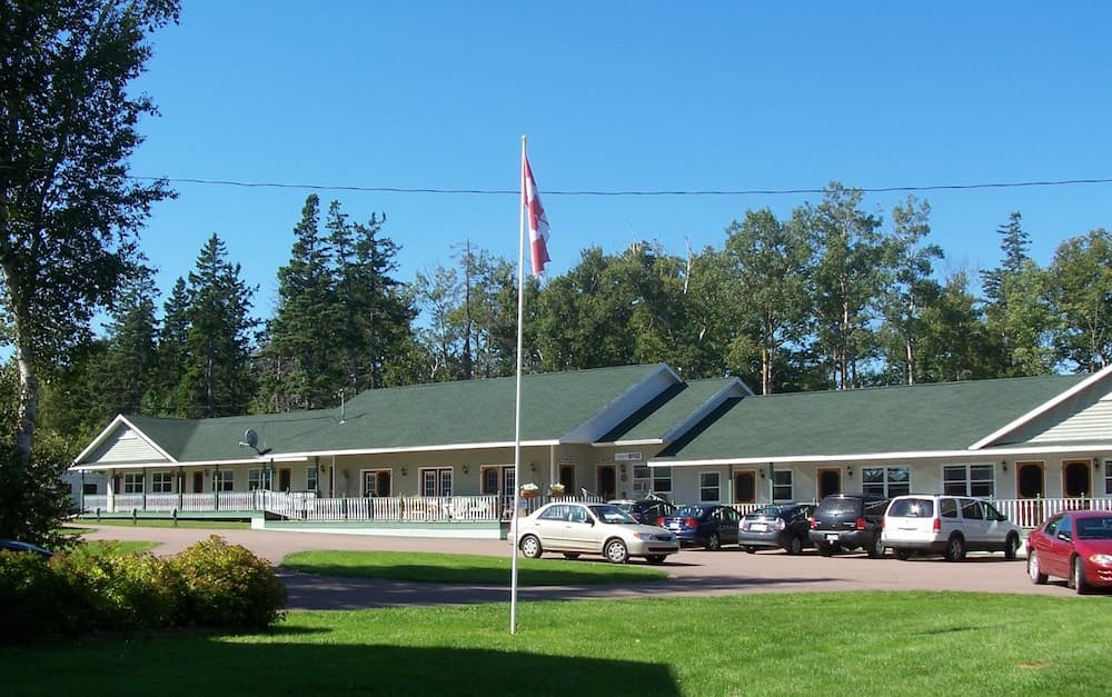 Briarwood Coastal Cottages & Lodge