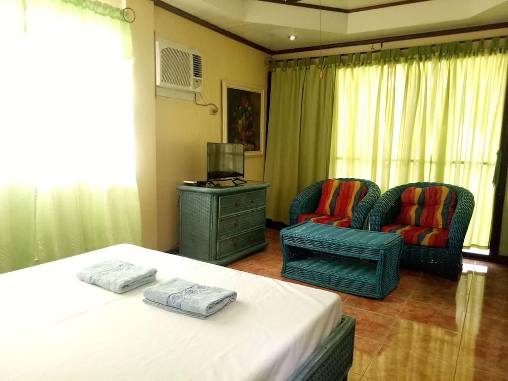 White Castle Resort & Hotel