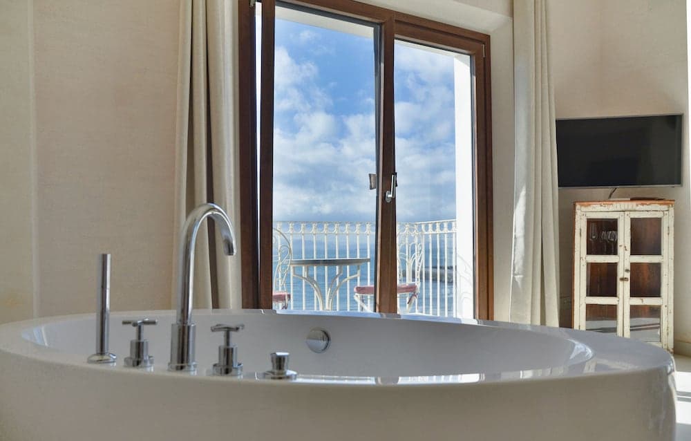 La Residencia Tarifa