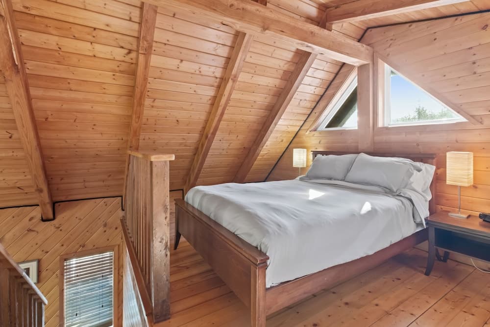 Wild Pacific Waterfront Cabins