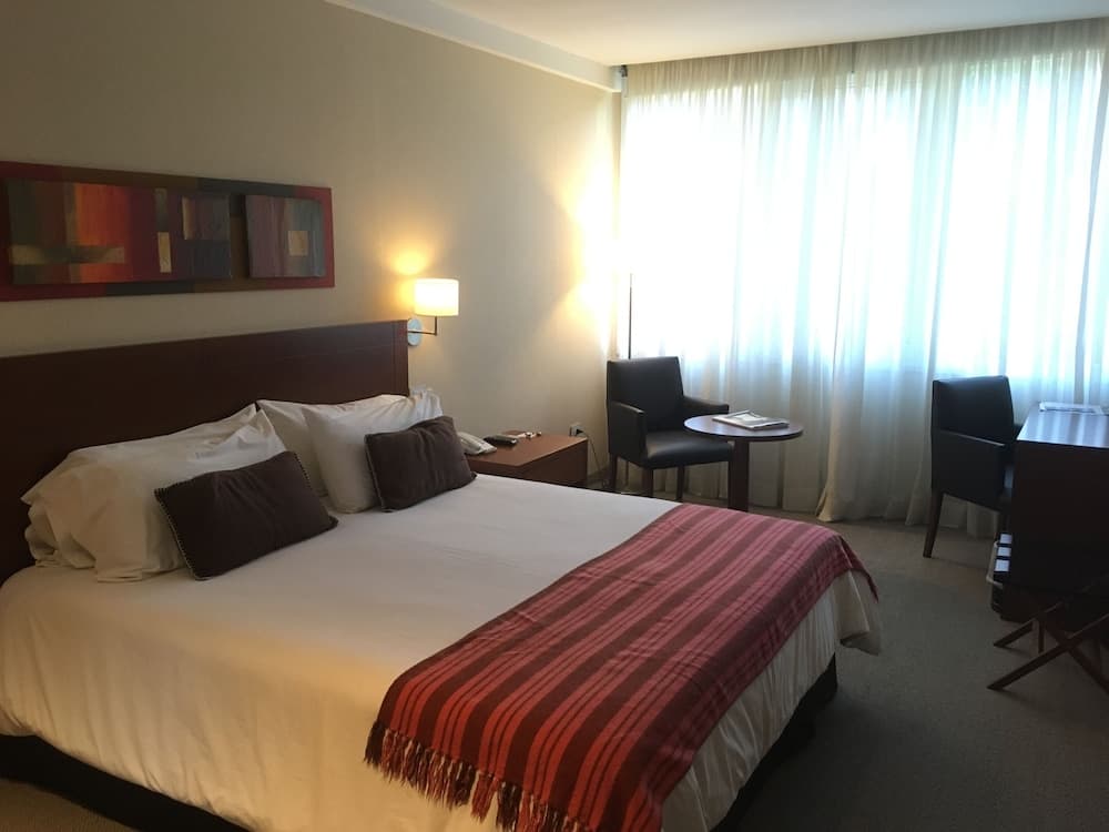 Howard Johnson by Wyndham Yerba Buena