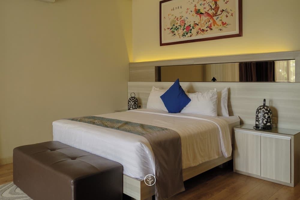 Morning Glory Mountain View 4BR Villa with Pool