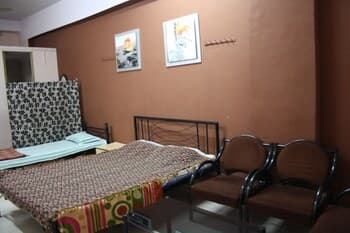Minerva Residency - Hostel