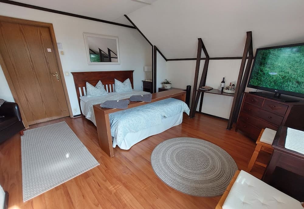 Cronin's Guesthouse B&B