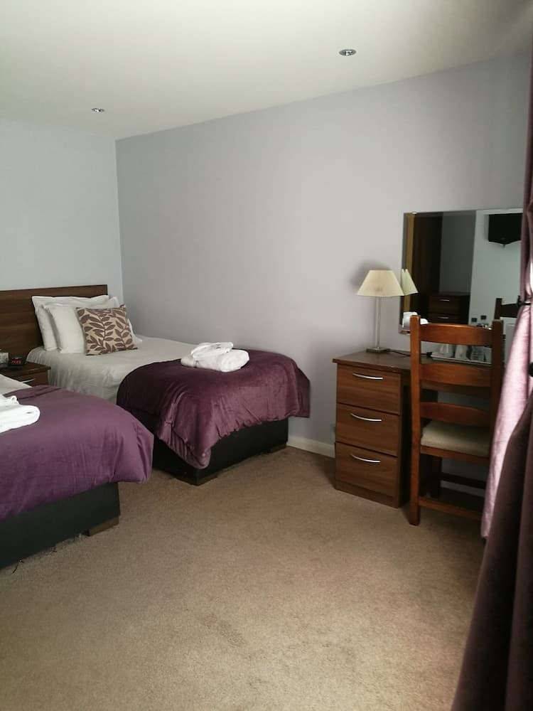 The Barley Sheaf Inn