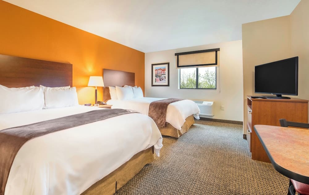 My Place Hotel - Bismarck, ND