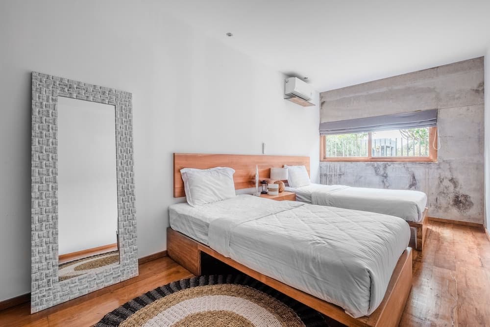 Jimbaran Balangan BeachFront Villa Nakar