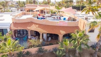 Casa Kootenay Waterfront BnB